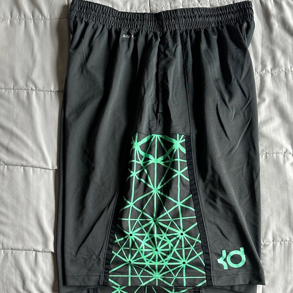 Nike KD VI shorts size XXL - Picture 5 of 10